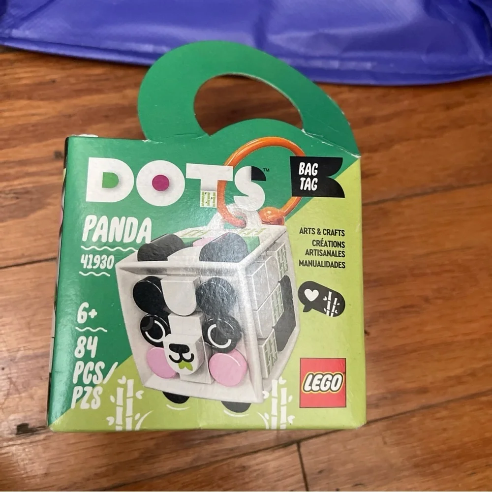 LEGO DOTS Panda Bag Tag - Black, White, and Green